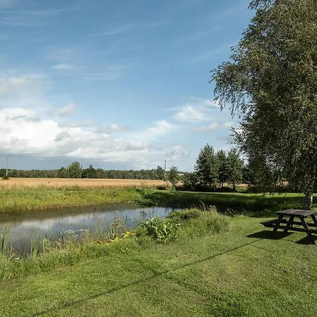 Апартаменты Vallaku Pala